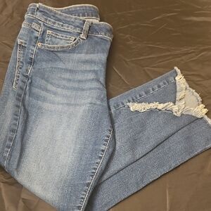 Arizona Jeans Distressed Look, Cropped Ankle Cut Detailing, Jrs Size11, Preloved